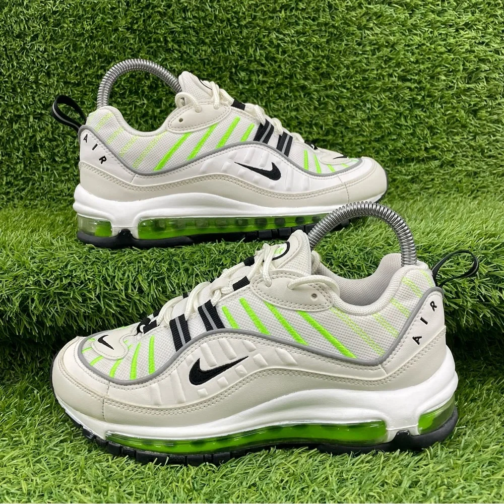 Nike Air Max 98 Green White Black White Trainers
Size UK 4
AH6799-115 - Picture 1 of 8